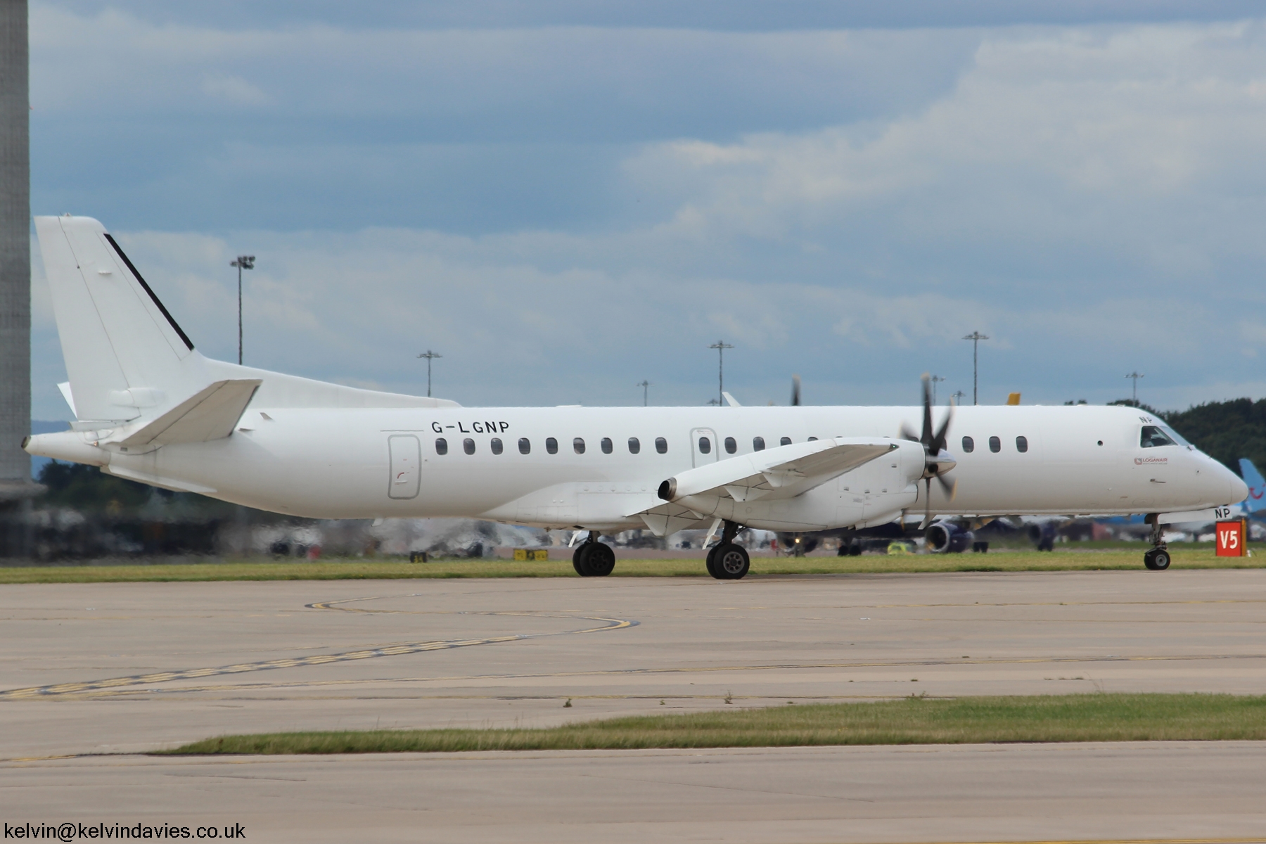 Loganair Saab 2000 G-LGNP