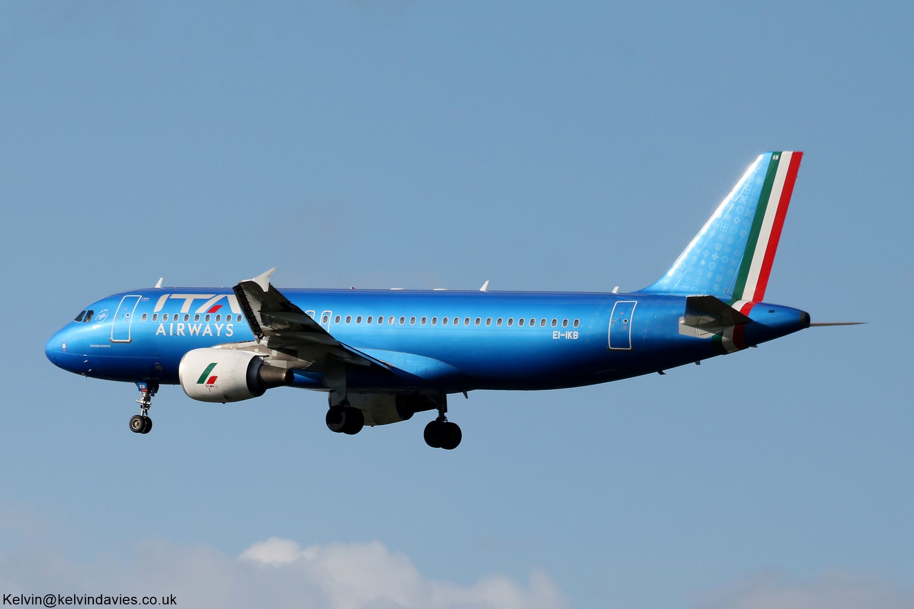 Italia Trasporto Aereo A320 EI-IKB