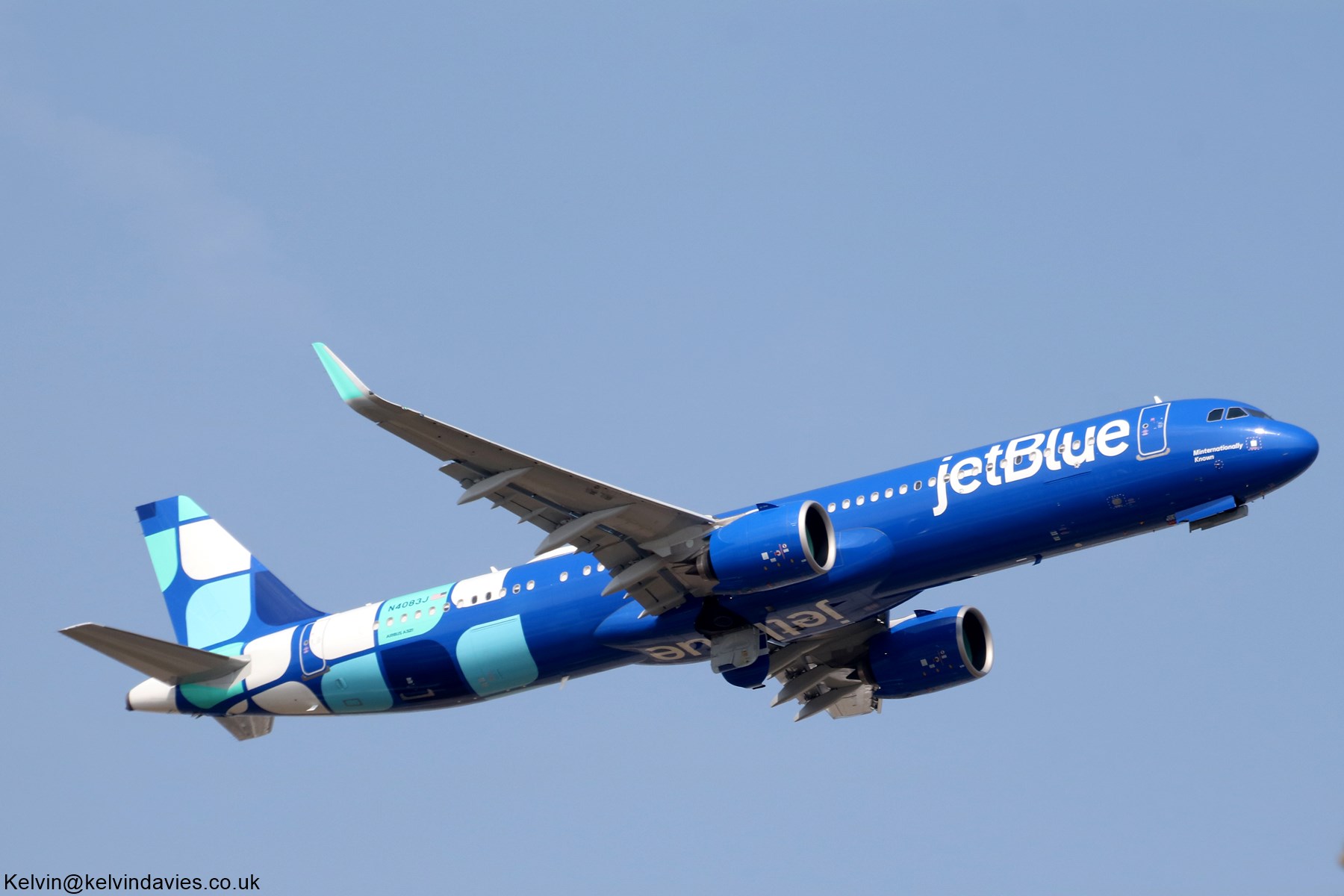 jetBlue Airways A321-NEO N4083J