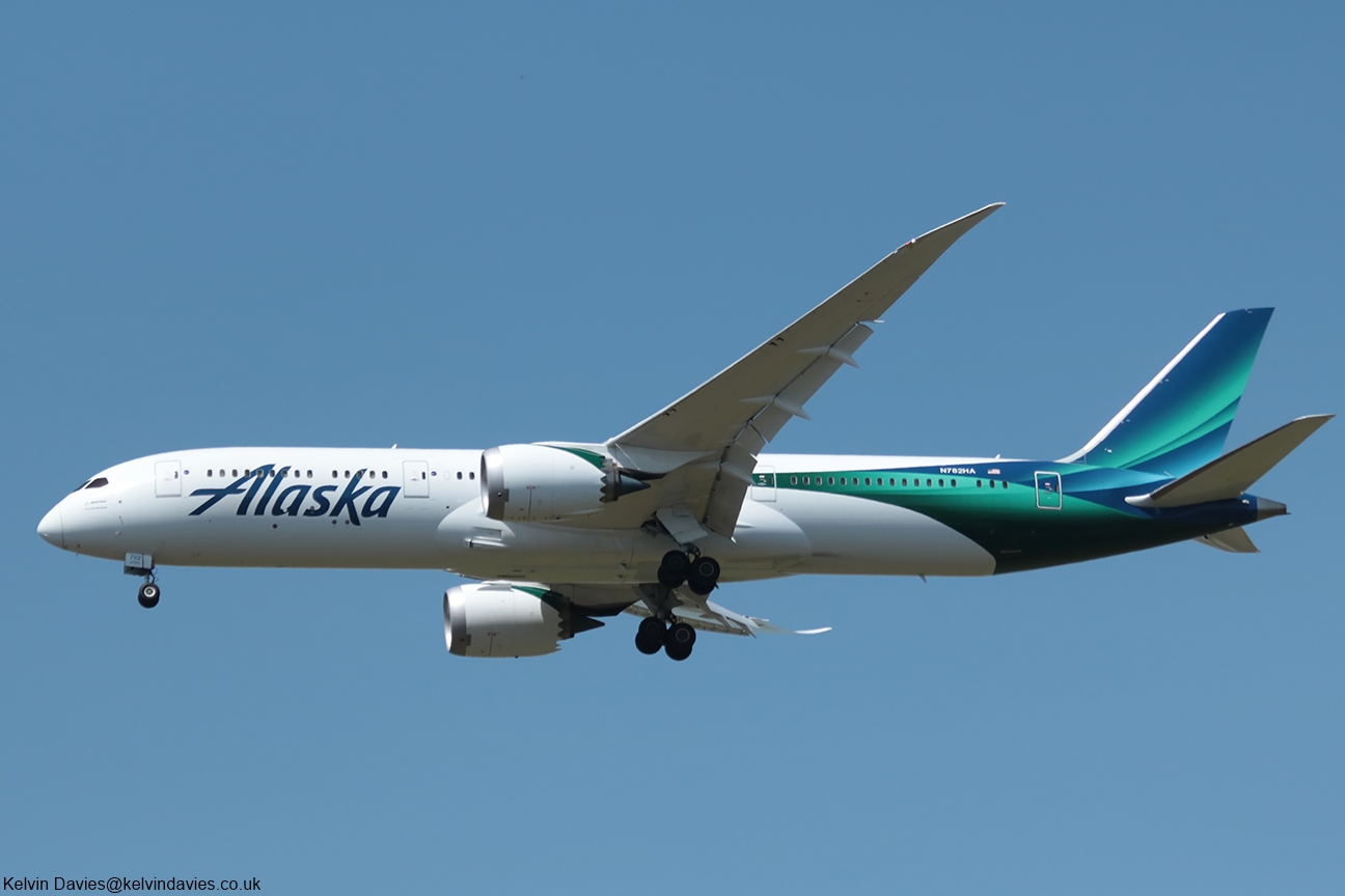 Alaska Airlines 787 N782HA