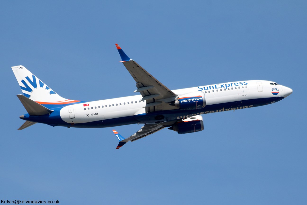 Sun Express 737MAX TC-SMD
