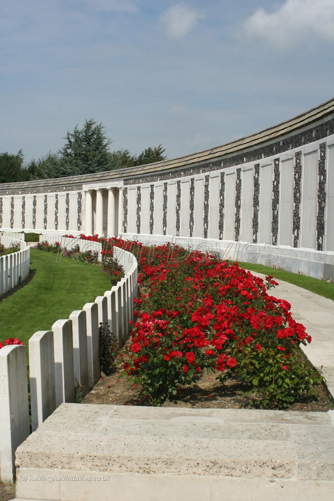 Tyne-Cot2