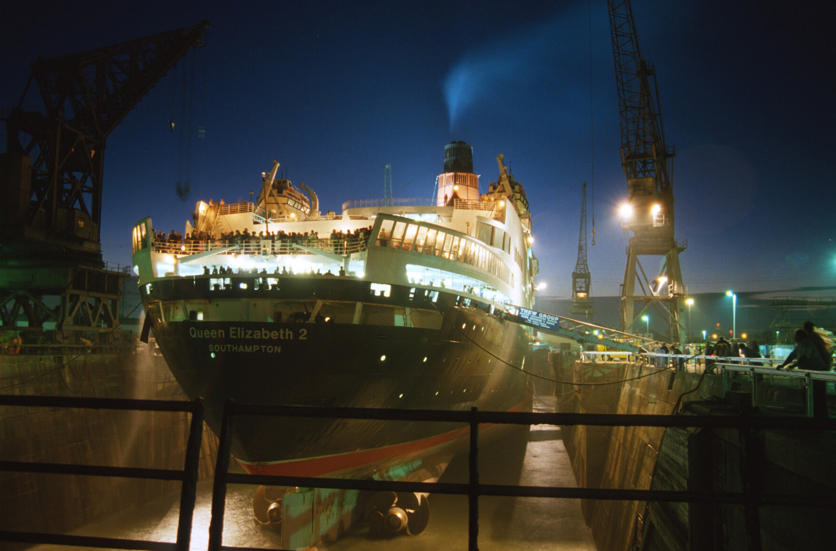 QUEEN ELIZABETH 2