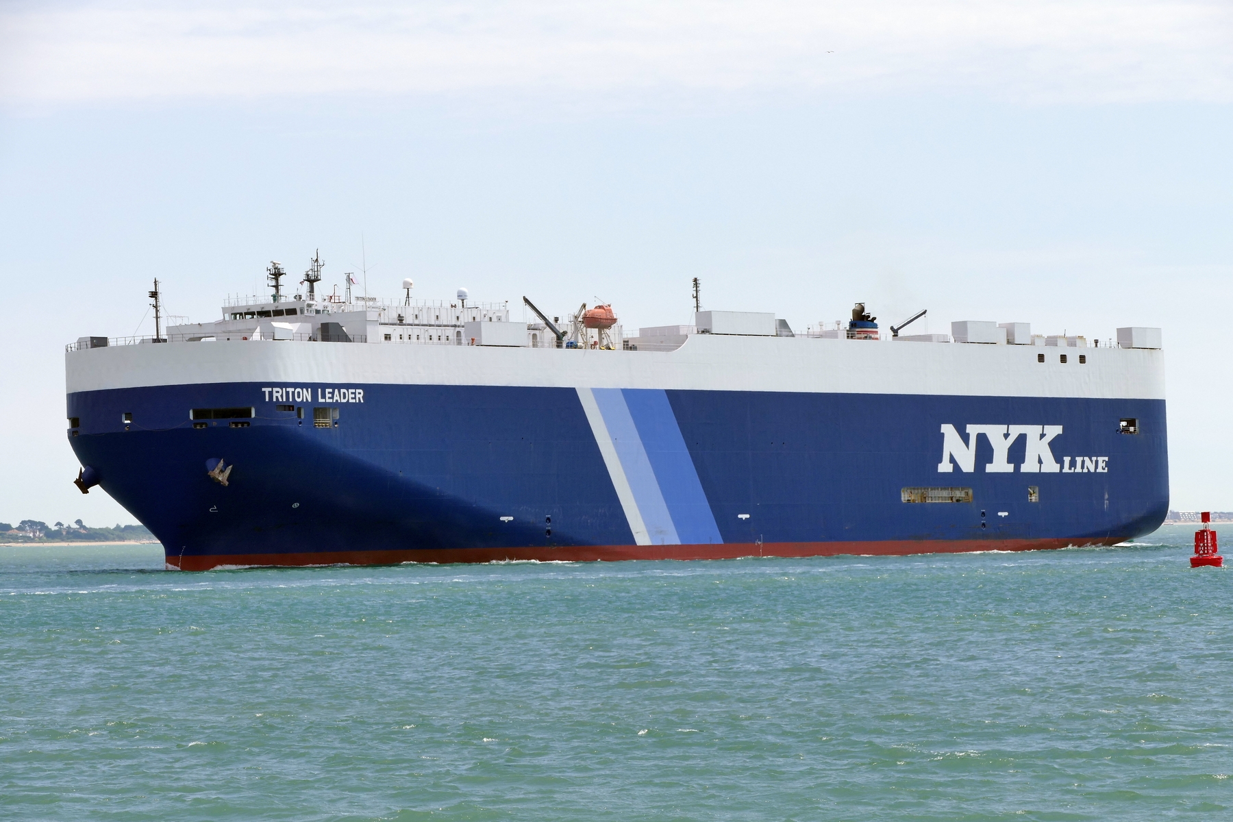 TRITON LEADER