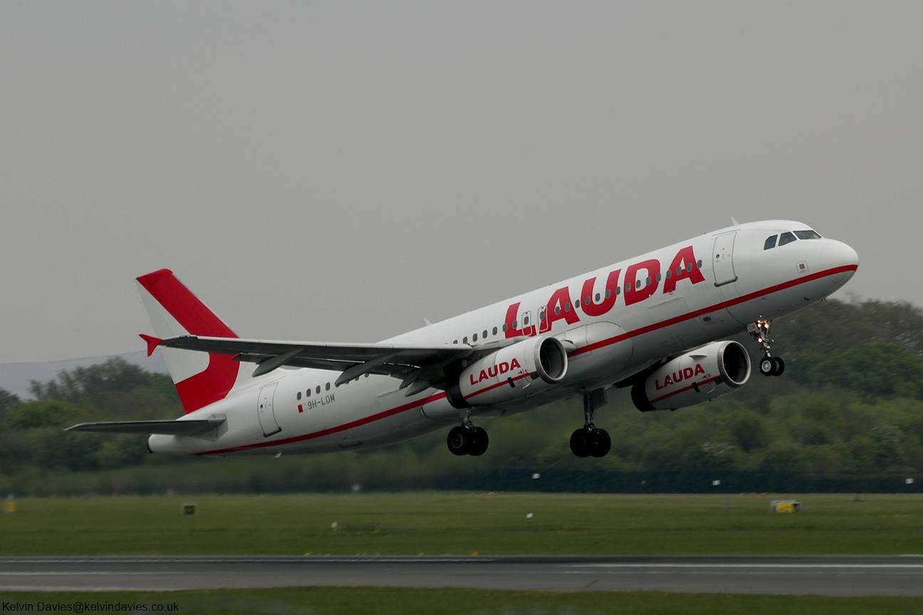 Lauda Europe A320 9H-LOM