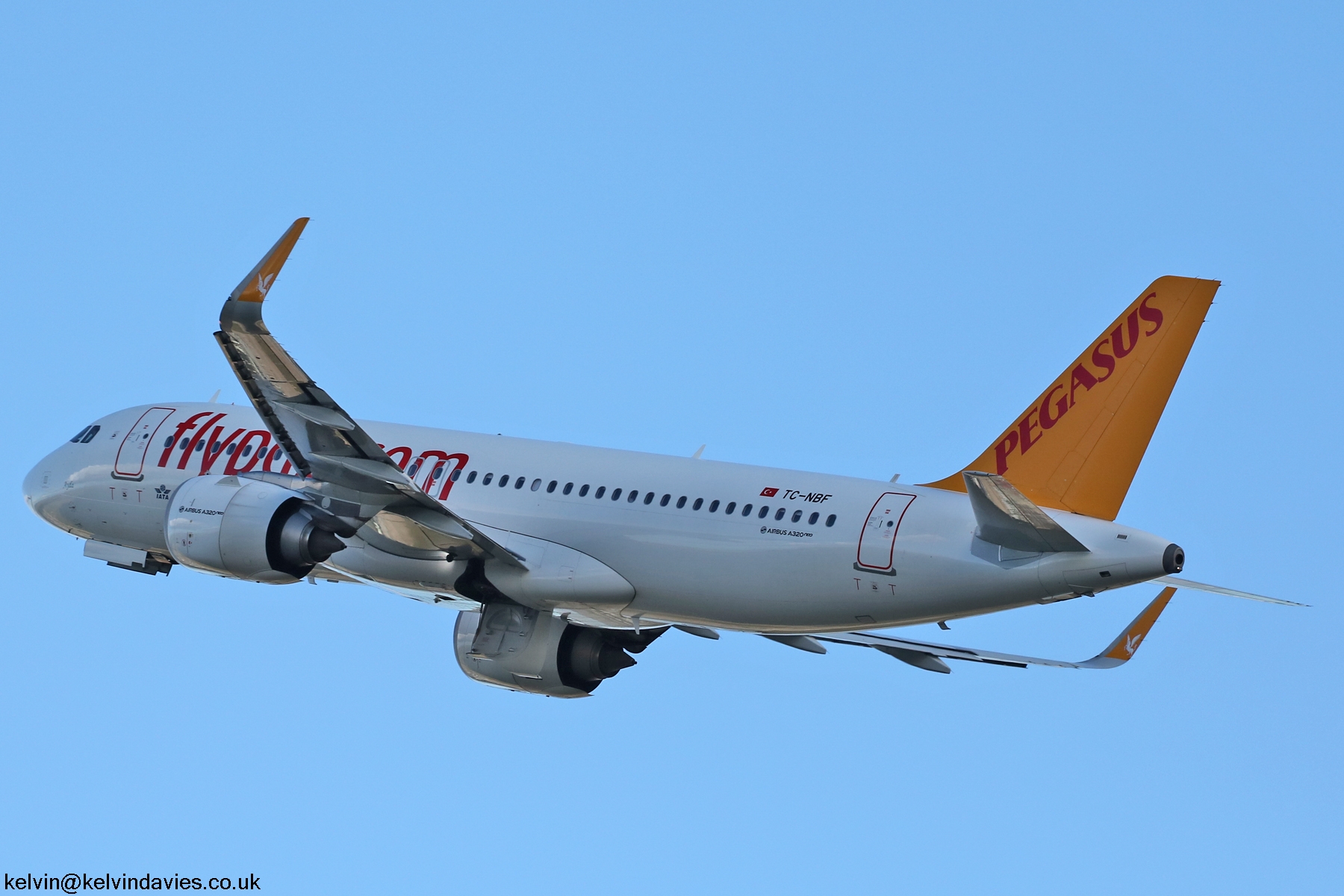 Pegasus Airlines A320 NEO TC-NBF