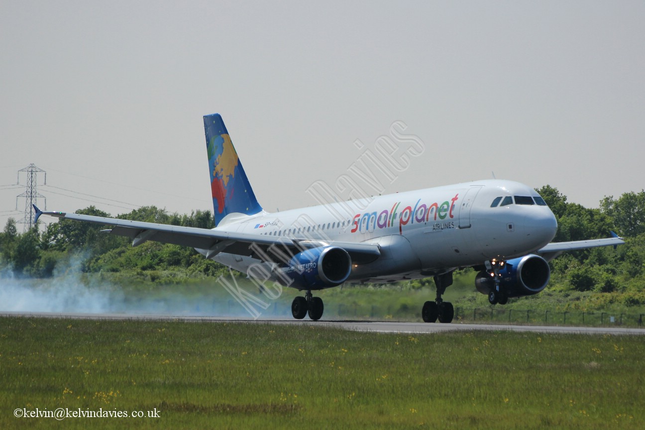 Small Planet Airlines A320 SP-HAD