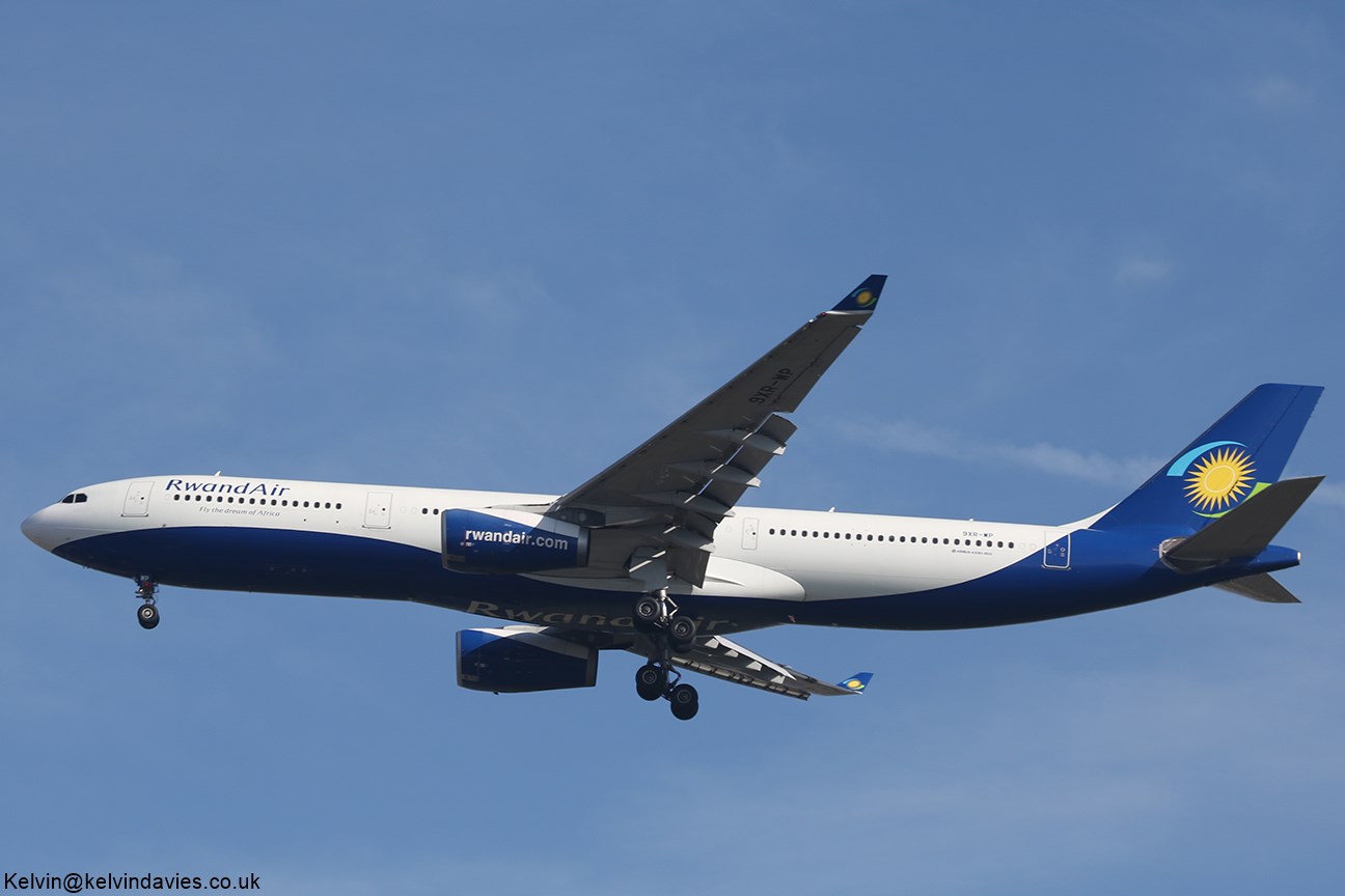 RwandAir A330 9XR-WP