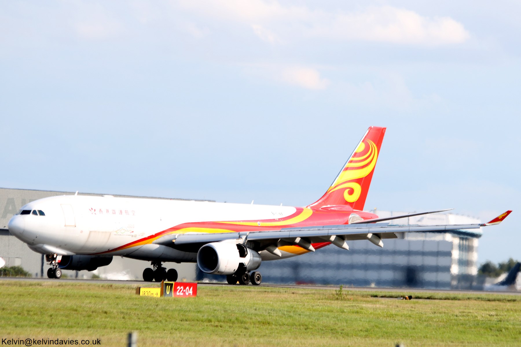 Hong Kong Air Cargo A330 B-LNX