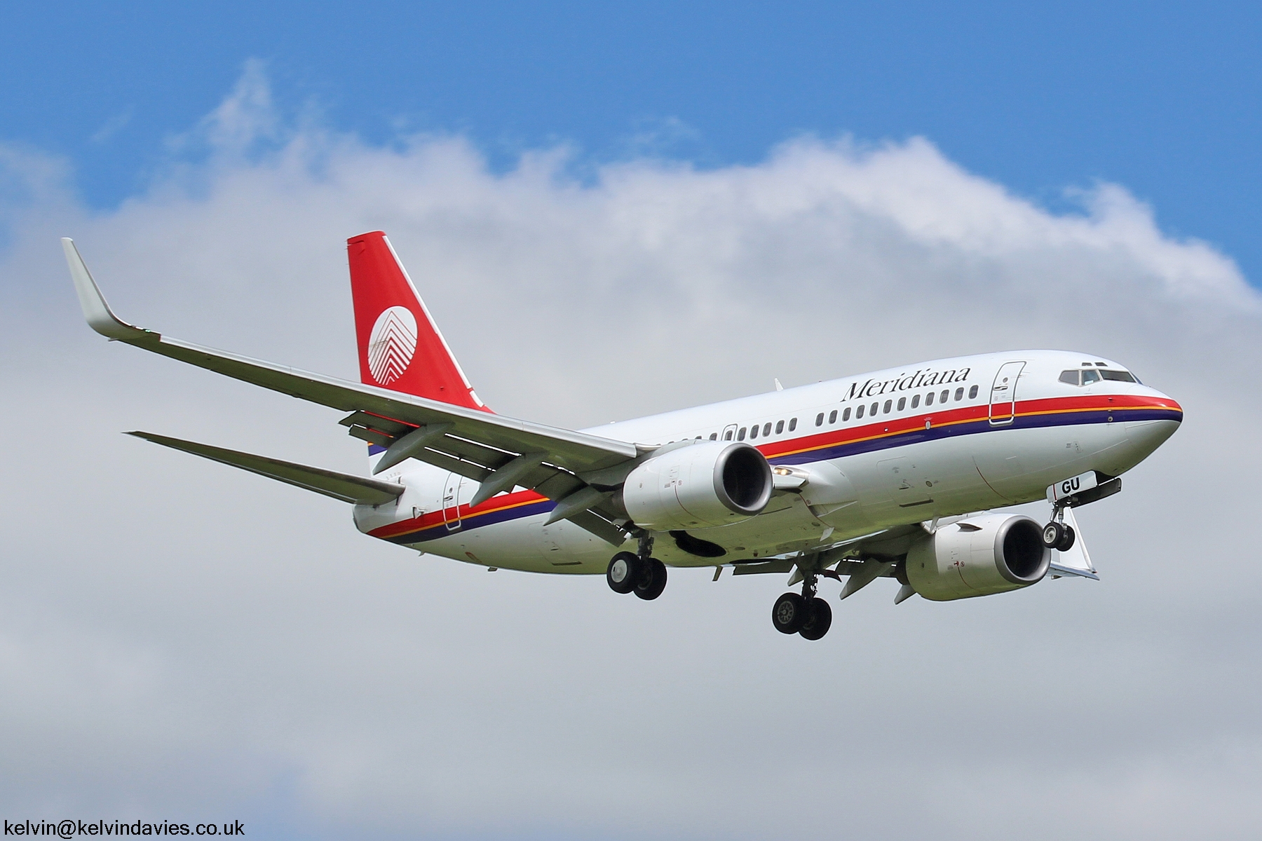 Meridiana 737 EI-IGU