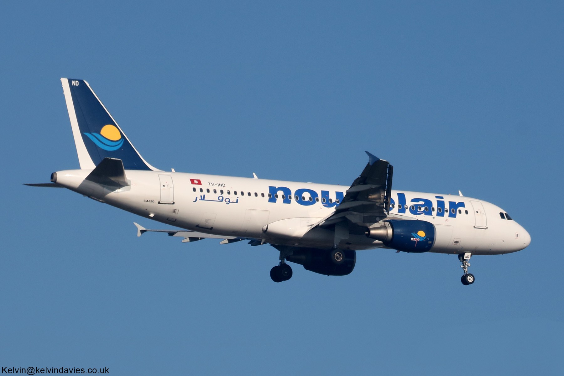 Nouvelair Tunisie A320 TS-IND