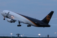 United Parcel Service 767-3F N327UP