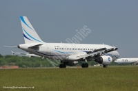 Avion Express  A319 LY-VEU