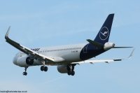 Lufthansa A320 D-AINO