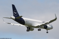 Lufthansa A320 D-AINQ