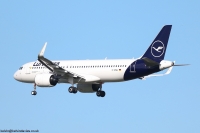 Lufthansa A320 D-AINW