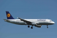 Lufthansa A320  D-AIQN