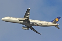 Lufthansa A321 D-AIRT