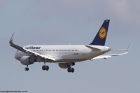 Lufthansa A320 D-AIUO