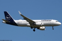 Lufthansa A320 D-AIZY