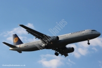 Lufthansa A321 D-AIRY