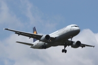 Lufthansa A321 D-AIZE