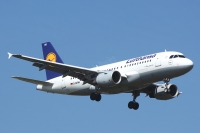 Lufthansa A319 D-AKNJ