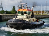 TUG 10