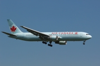 Air Canada 767 C-FOCA