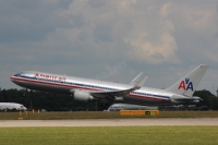 American Airlines 767 N359AA