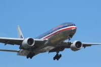 American Airlines 777 N766AN