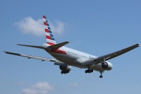 American Airlines B777 N776AN