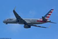 American Airlines 757 N200UU