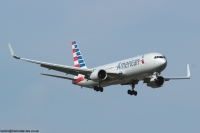 American Airlines 767 N392AN