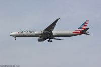 American Airlines 777 N721AN