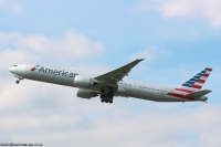 American Airlines B777 N725AN