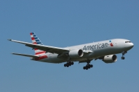American Airlines B777 N784AN
