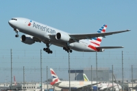American Airlines 777 N795AN