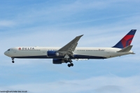 Delta Air Lines 767 N827MH