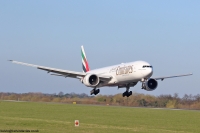 Emirates 777-300 A6-EBS