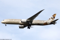 Etihad Airways 787 A6-BLA