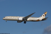 Etihad Airways 787 A6-BLB