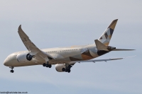 Etihad Airways 787 A6-BLZ