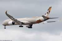 Etihad Airways A350 A6-XWI