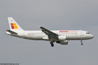 Iberia Express A320 EC-LUD