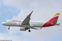 Iberia A320 EC-NDN
