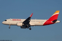 Iberia A320 EC-NVS