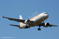 Iberia A320 EC-HDT