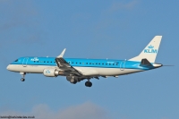 KLM Cityhopper Emb-190 PH-EZT