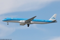 KLM cityhpper EMB-195 PH-NXF